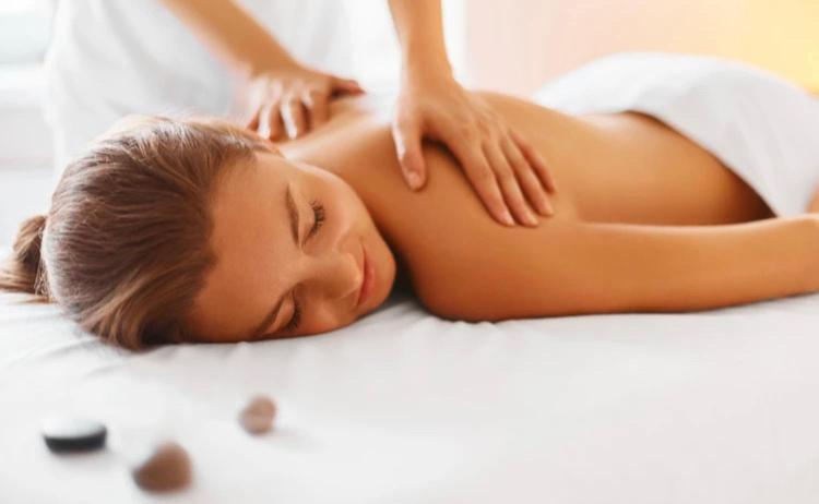 Les Horizons 800m centre ville Nyons- SPA- Jacuzzi - MASSAGE- SAUNA -Piscine CHAUFFÉE Exterior foto